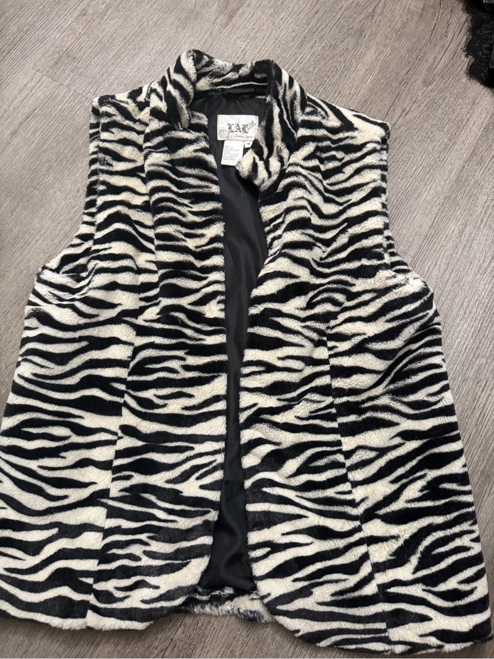 Live a Little Zebra Print Faux Fur Vest - Black & White